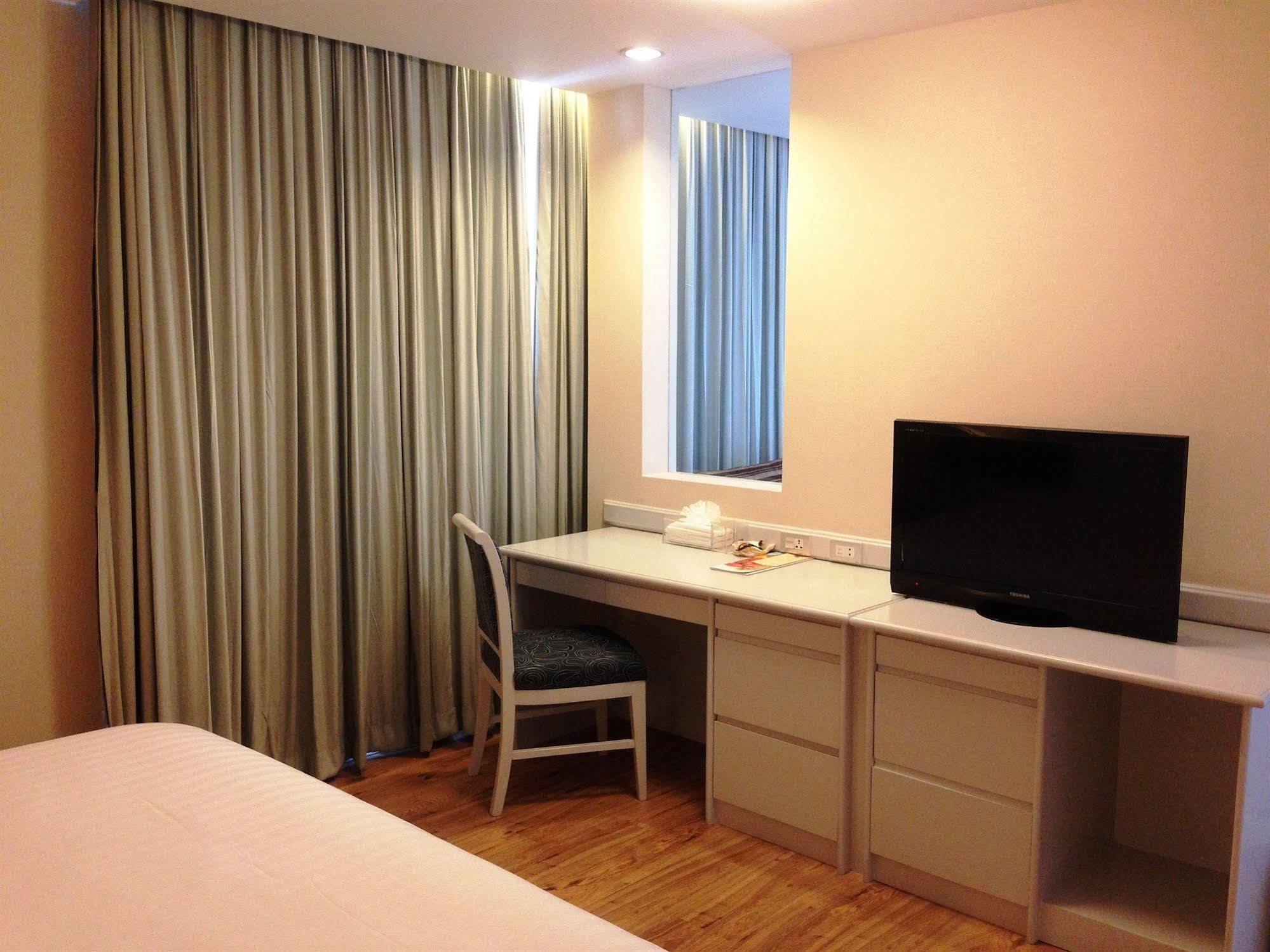 The City Hotel Sriracha By Bbh Japan Sziracsa Kültér fotó